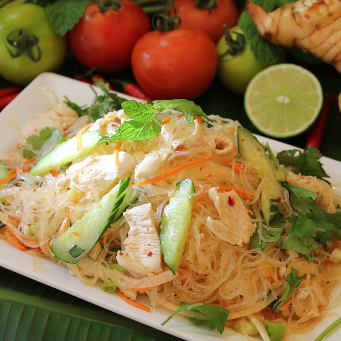 Long Rice Salad / Yum Woon Sen.
